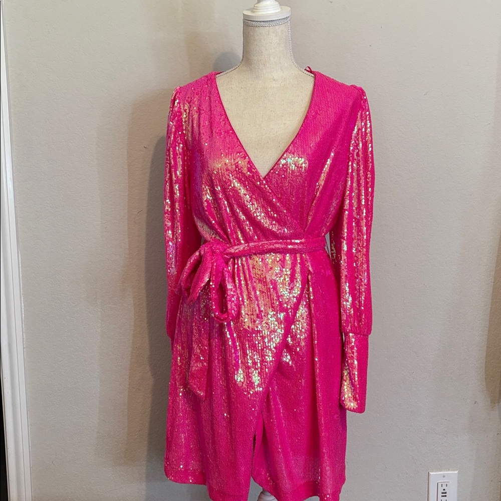 GIANNI BINI Hot pink sequined, mini dress, L, NWT